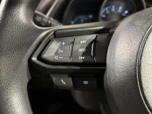 MAZDA2(マツダ)の車両写真
