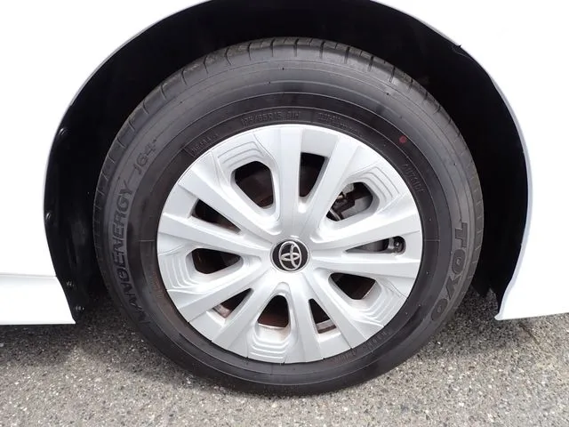プリウス(トヨタ)の車両写真