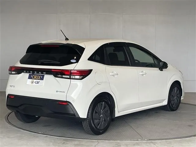 ノート(ニッサン)の車両写真