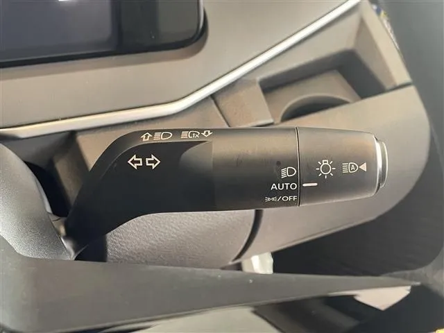 ノート(ニッサン)の車両写真
