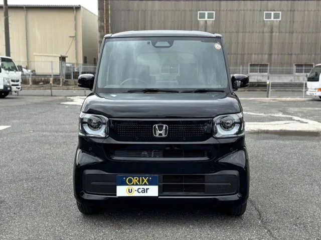 N BOX(ホンダ)の車両写真