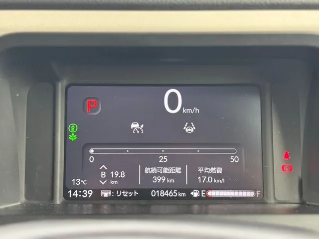 N BOX(ホンダ)の車両写真