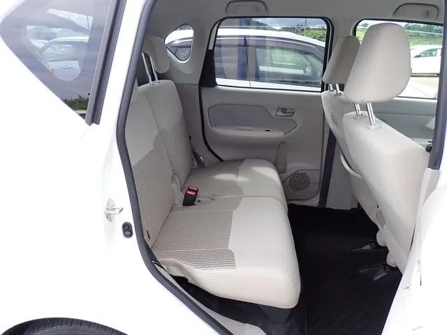 ムーヴ（ダイハツ）の車両写真