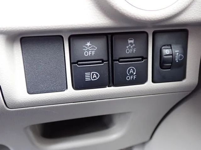 ムーヴ（ダイハツ）の車両写真