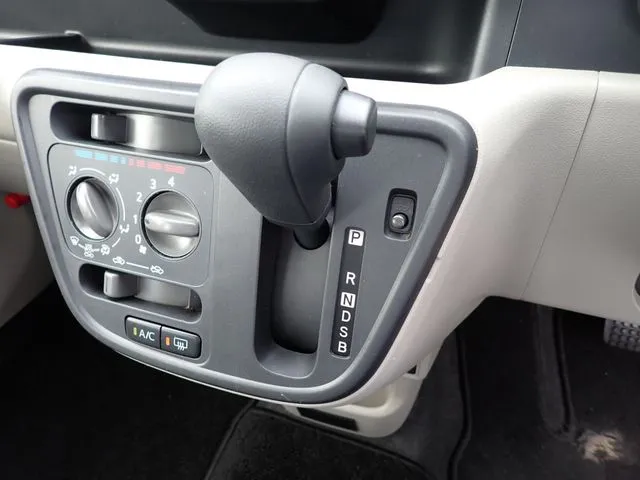 パッソ(トヨタ)の車両写真