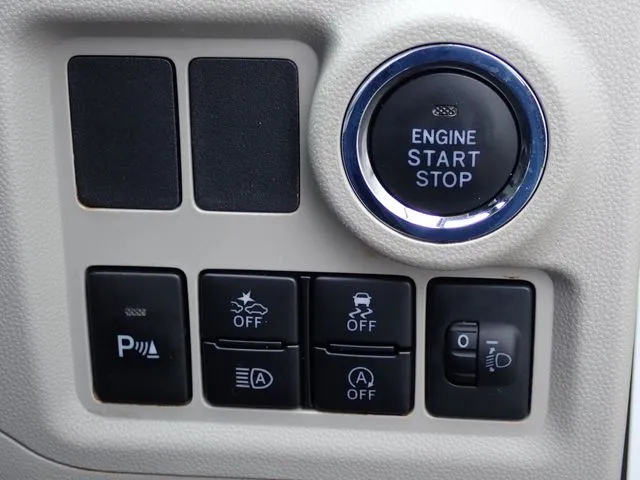 パッソ(トヨタ)の車両写真