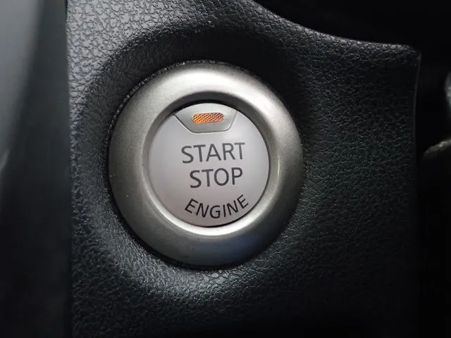 ノート(ニッサン)の車両写真