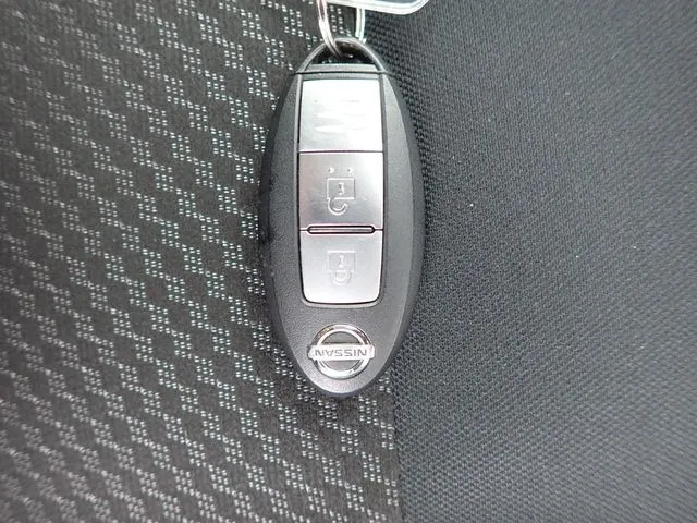 ノート(ニッサン)の車両写真