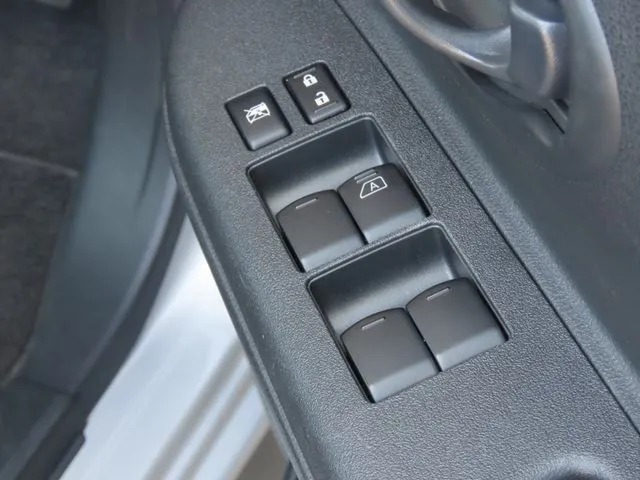 マーチ（ニッサン）の車両写真