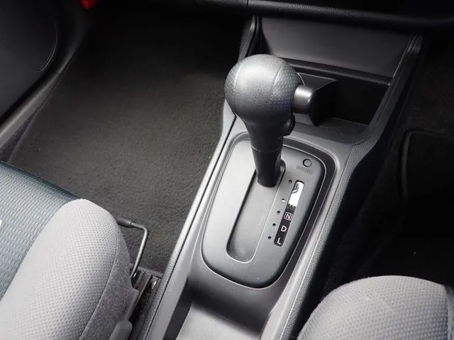 ランサーカーゴ 2WD(ミツビシ)の車両写真