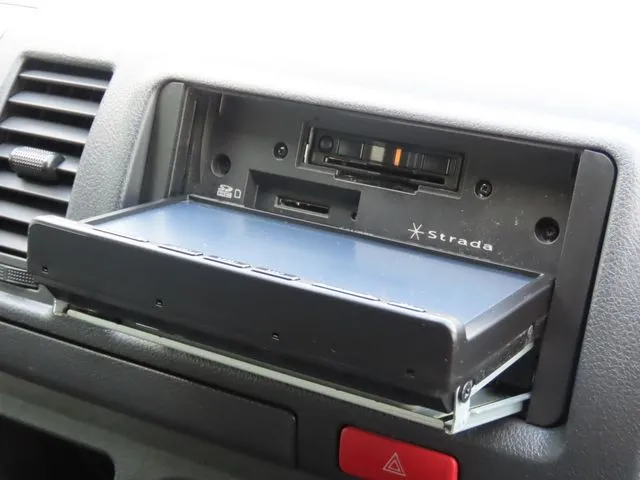 ハイエースバン　２ＷＤ（トヨタ）の車両写真