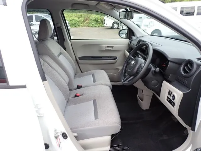 パッソ(トヨタ)の車両写真