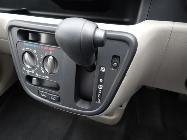 パッソ(トヨタ)の車両写真