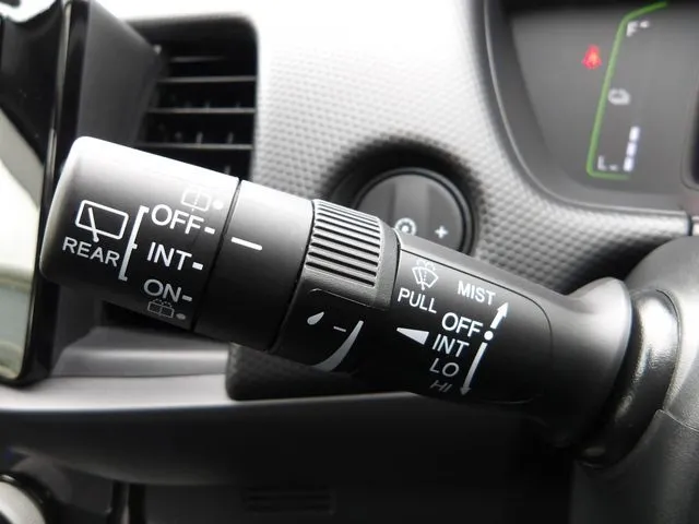 フィット e:HEV 4WD(ホンダ)の車両写真