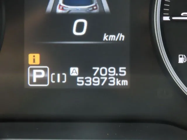 クロストレック(スバル)の車両写真