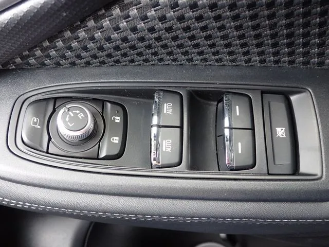 フォレスター(スバル)の車両写真