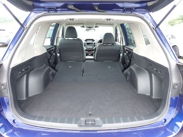 フォレスター(スバル)の車両写真
