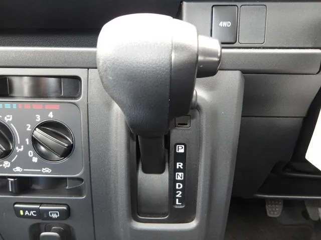 ハイゼットカーゴ　４ＷＤ（ダイハツ）の車両写真