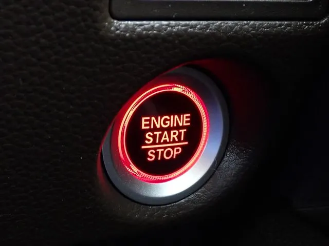 N BOX(ホンダ)の車両写真