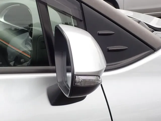 シエンタ(トヨタ)の車両写真