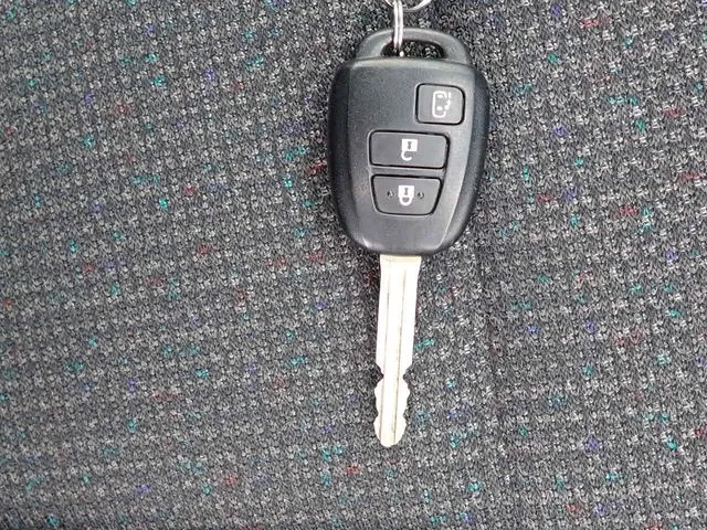 シエンタ(トヨタ)の車両写真