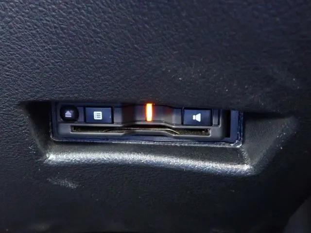 シエンタ(トヨタ)の車両写真