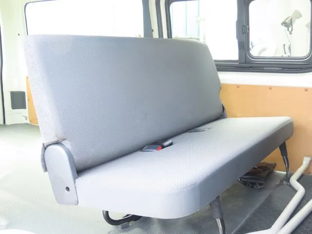 ハイエースバン　２ＷＤ（トヨタ）の車両写真