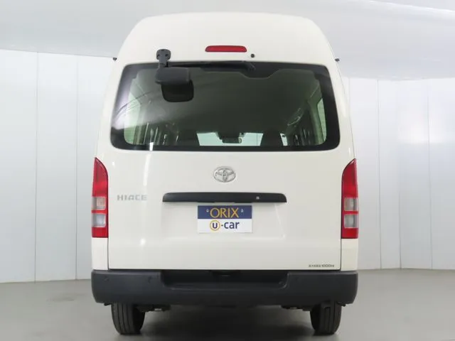 ハイエースバン　２ＷＤ（トヨタ）の車両写真