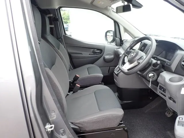 ＮＶ２００バネットバン（ニッサン）の車両写真