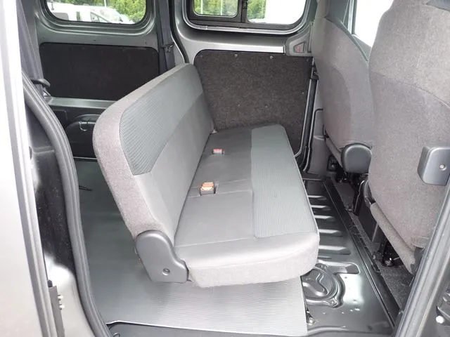 ＮＶ２００バネットバン（ニッサン）の車両写真