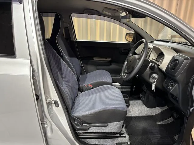 スズキ　アルト　４ＷＤ