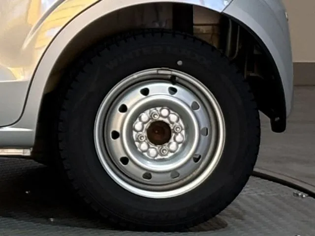 スズキ　アルト　４ＷＤ