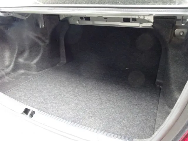 カローラアクシオ（トヨタ）の車両写真