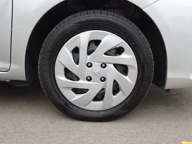カローラアクシオ（トヨタ）の車両写真