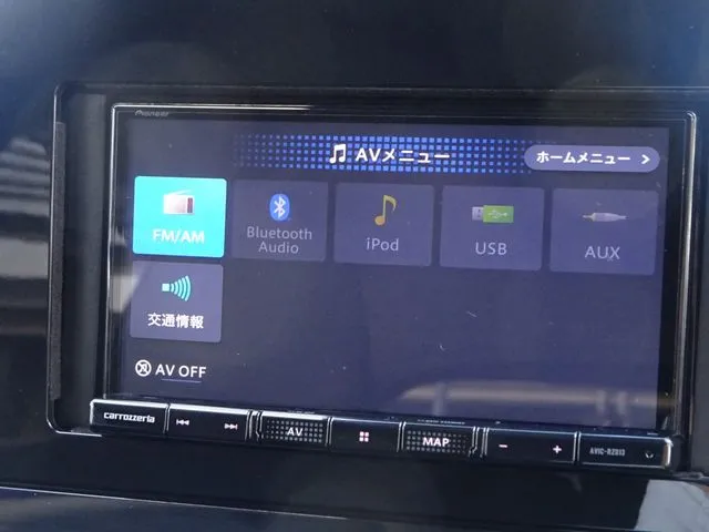 ノート　４ＷＤ（ニッサン）の車両写真