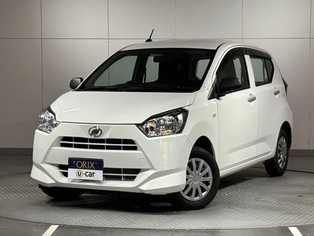 ダイハツ　ミラ　イース　４ＷＤ