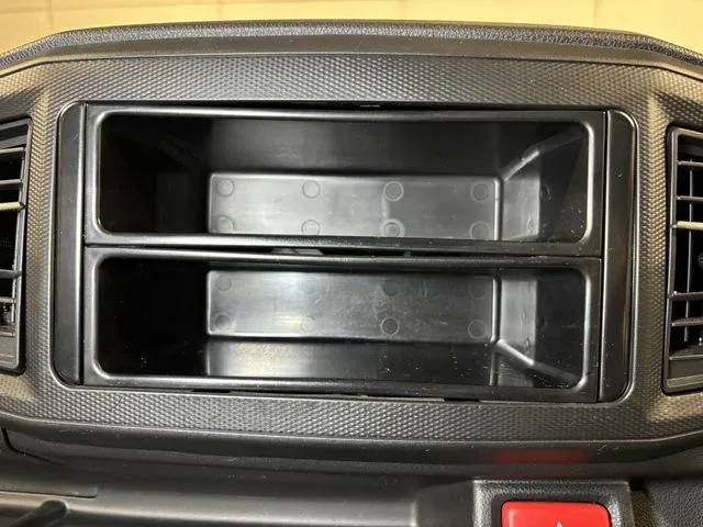 ダイハツ　ミラ　イース　４ＷＤ