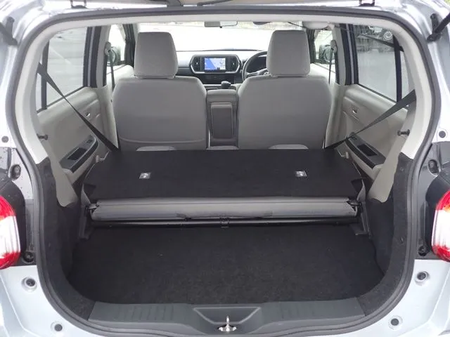 パッソ（トヨタ）の車両写真