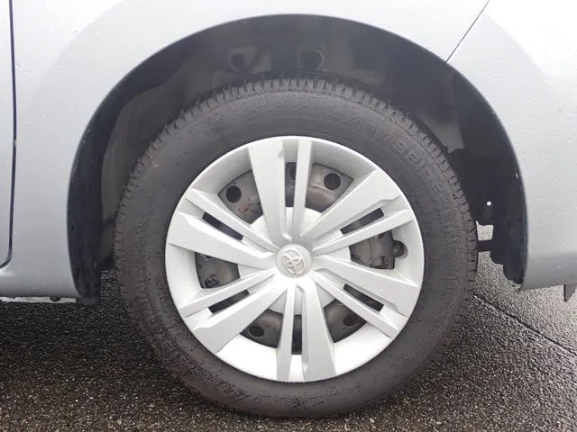 パッソ（トヨタ）の車両写真