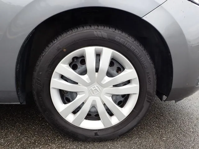 フィット（ホンダ）の車両写真