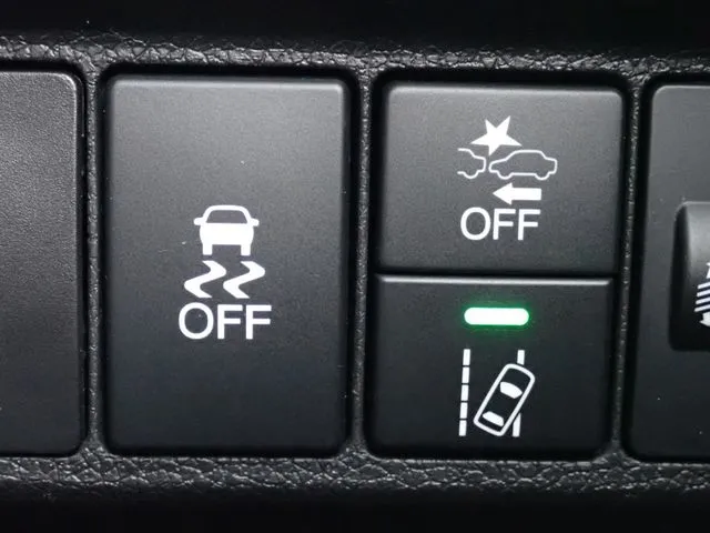 シャトル(ホンダ)の車両写真