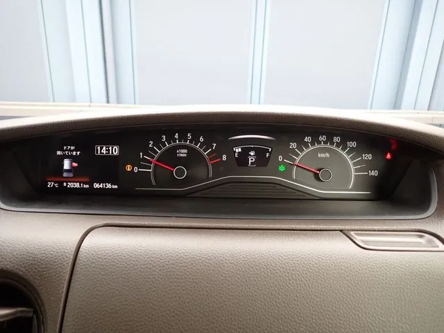 N BOX(ホンダ)の車両写真