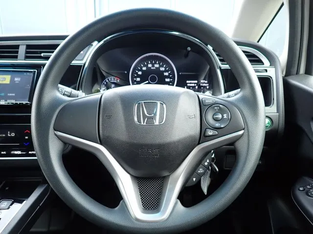 シャトル(ホンダ)の車両写真