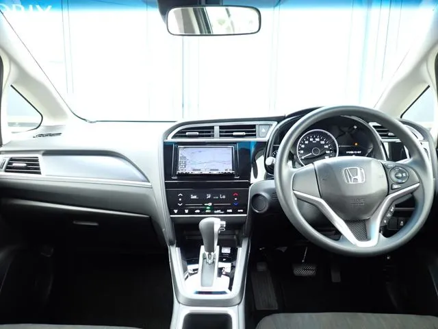 シャトル(ホンダ)の車両写真