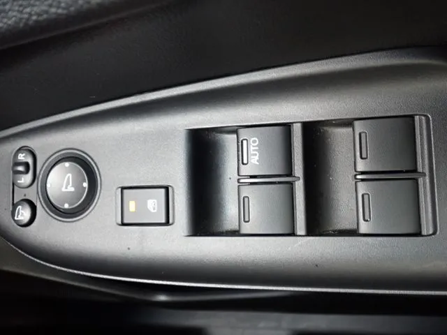 シャトル(ホンダ)の車両写真