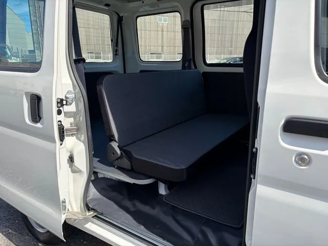 ダイハツ　ハイゼットカーゴ