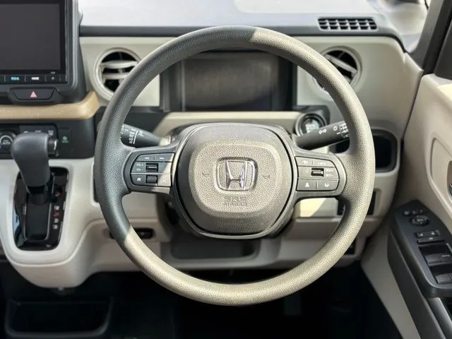 ホンダ　Ｎ　ＢＯＸ