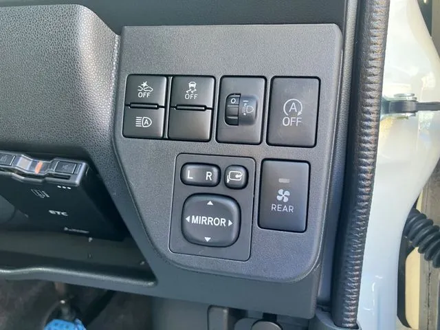 ハイゼットカーゴ 4WD(ダイハツ)の車両写真