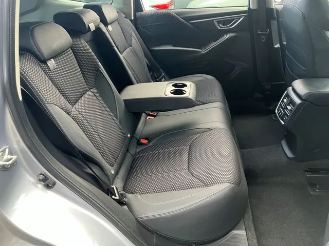 フォレスター(スバル)の車両写真