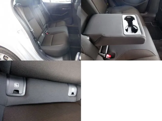 ＭＡＺＤＡ３　セダン（マツダ）の車両写真